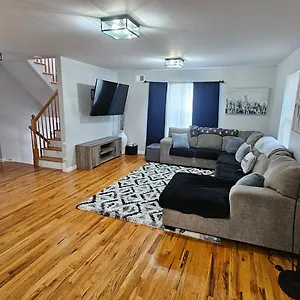 https://convenient-getaway.us-newyorkcity.com